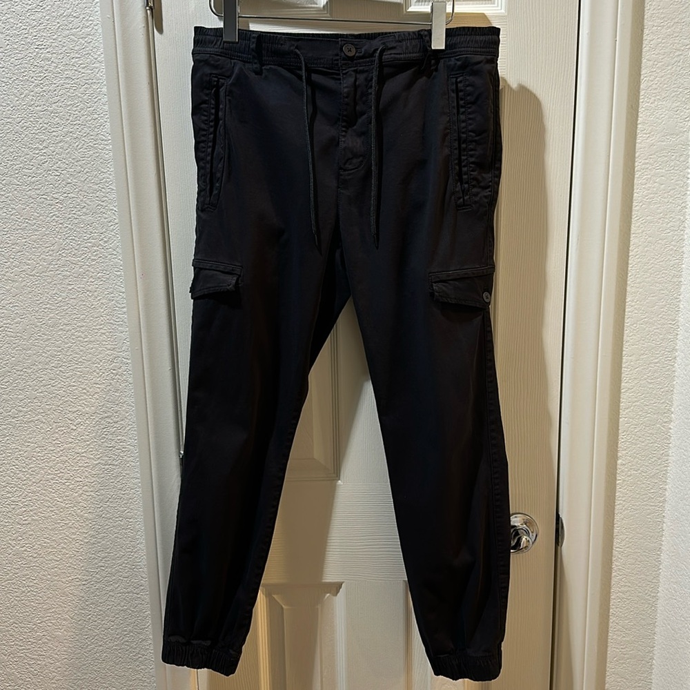 Zara Men’s Black Cargo Pants - Size S